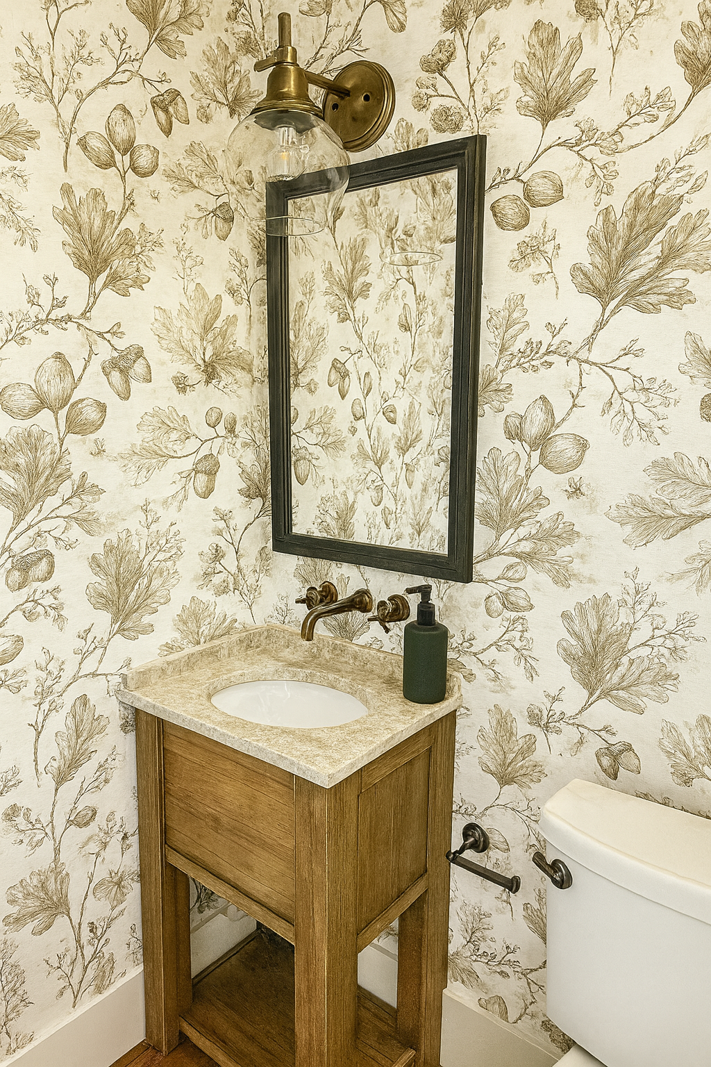 Acorn & Ink Wallpaper