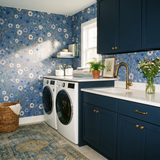 Cornflower Daisy Toss Wallpaper
